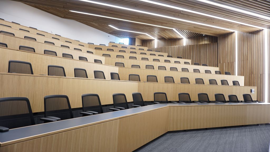 London business school with Chairtracks from Trendelkamp.